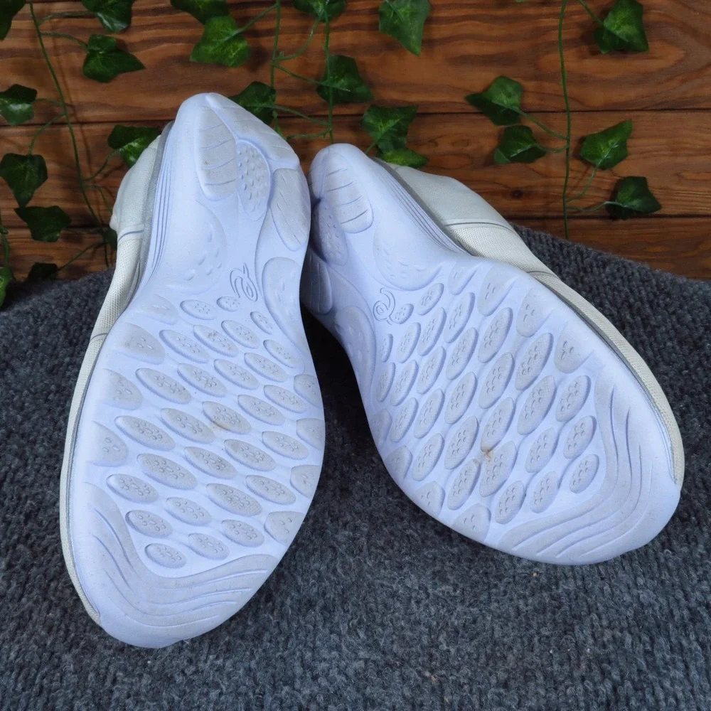 Easy Spirit Gemela 2 Women Casual Sneaker Size 7 Extra Wide Walking White Fabric
